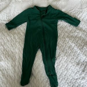 Emerald kyte baby onesie